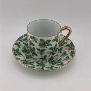 Vintage Inarco Mini Christmas Tea Cup Set Holly and Berries